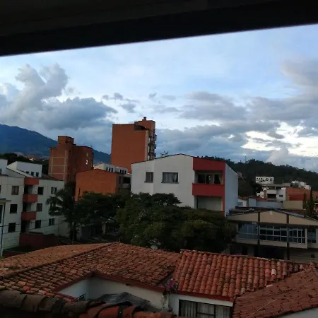 34 Bello Apartamento En La Mejor Zona De Medellin Laureles Estadio 2 Hab 2 Banos Exterior photo